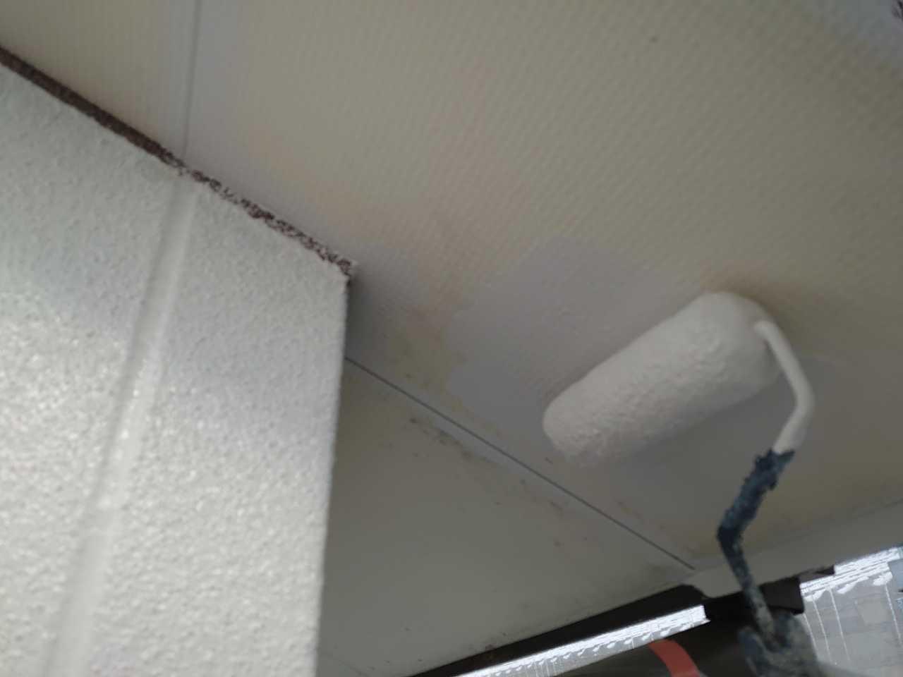 【軒天塗装】下塗り