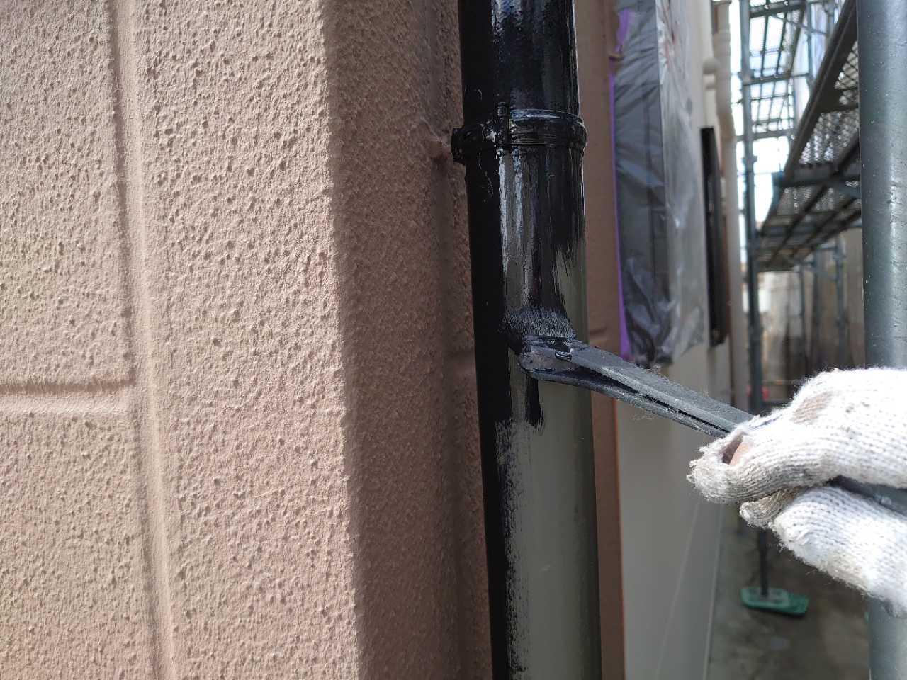 【雨樋塗装】下塗り