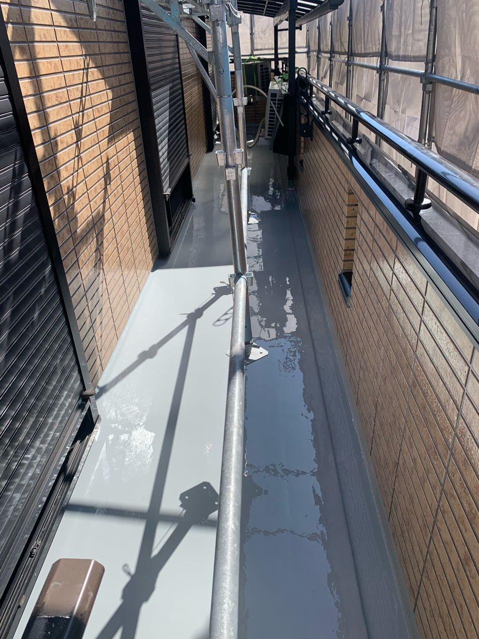 【防水工事】ウレタン防水塗布1回目