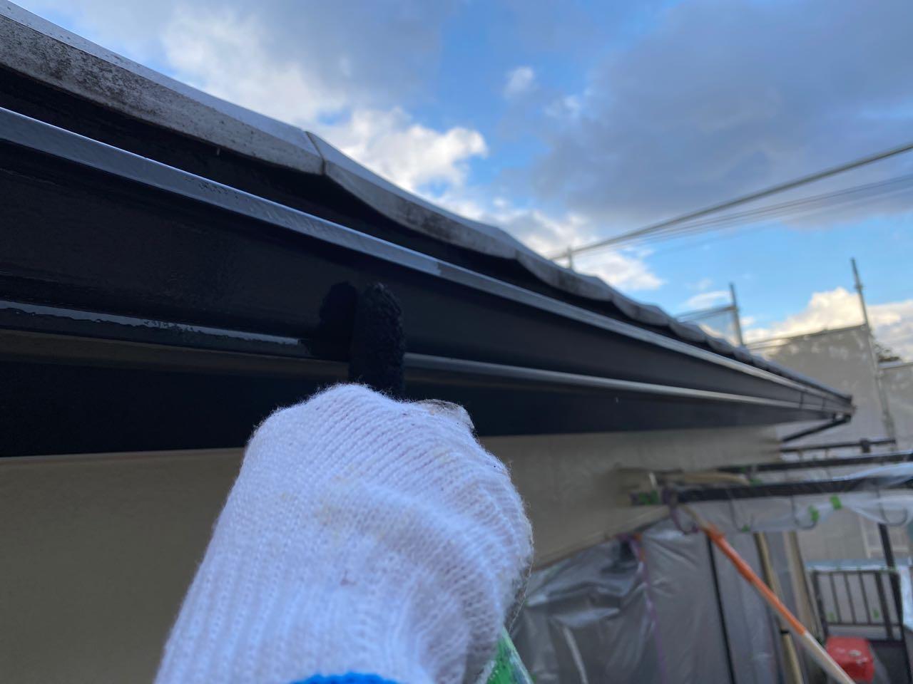 【雨樋塗装】下塗り