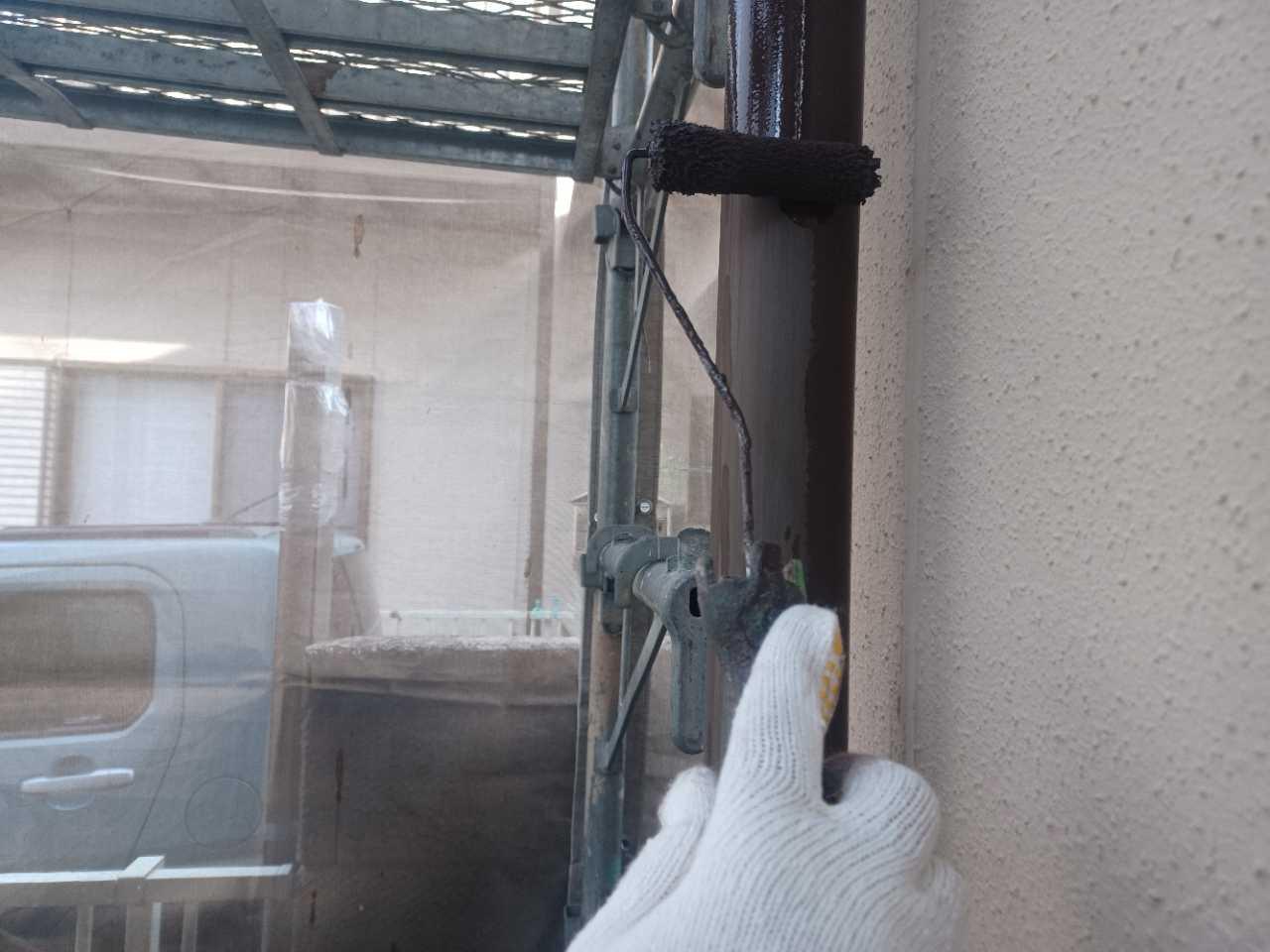 【雨樋塗装】下塗り