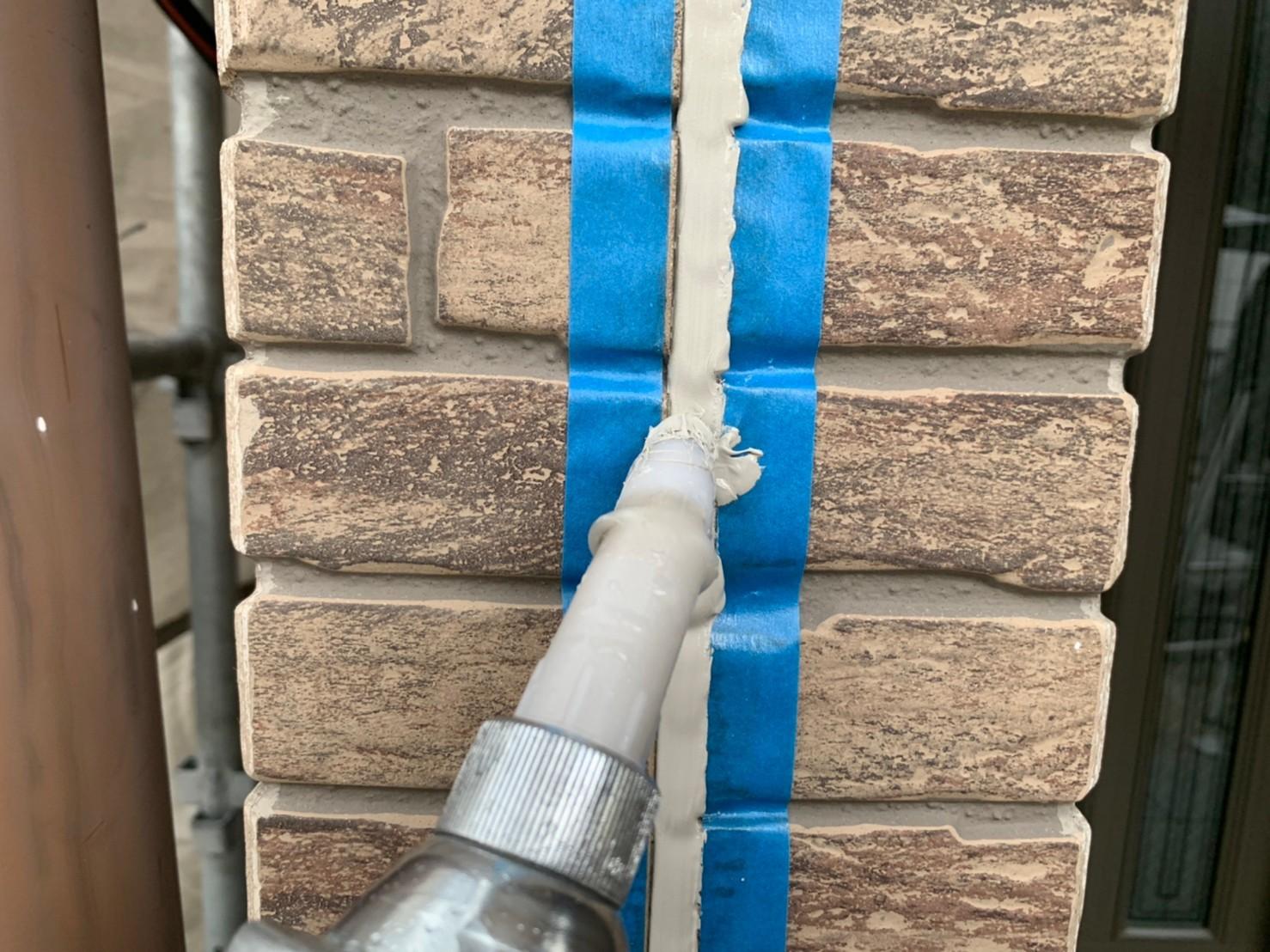 【シーリング工事】コーキング充填