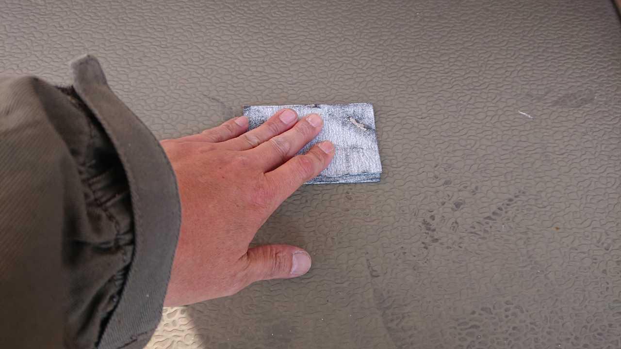 【庇塗装】ケレン作業