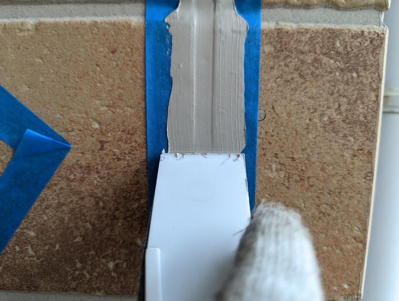 【シーリング工事】ヘラ押さえ