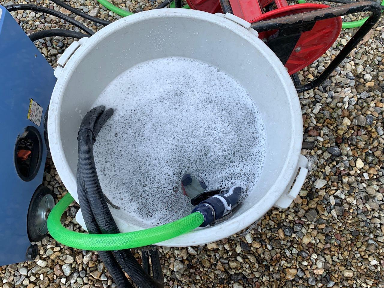 【バイオ洗剤準備】洗浄液攪拌