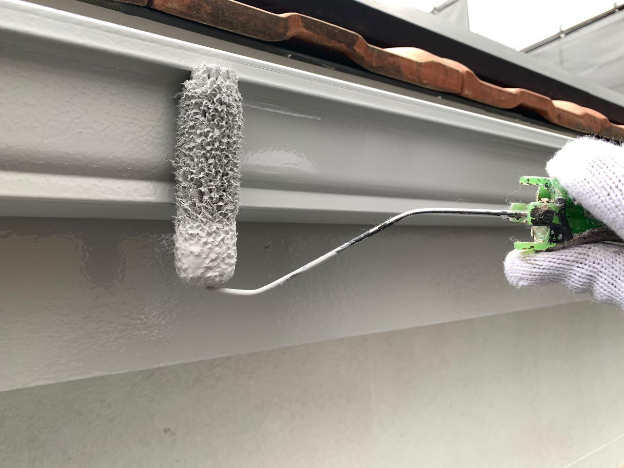 【雨樋塗装】上塗り