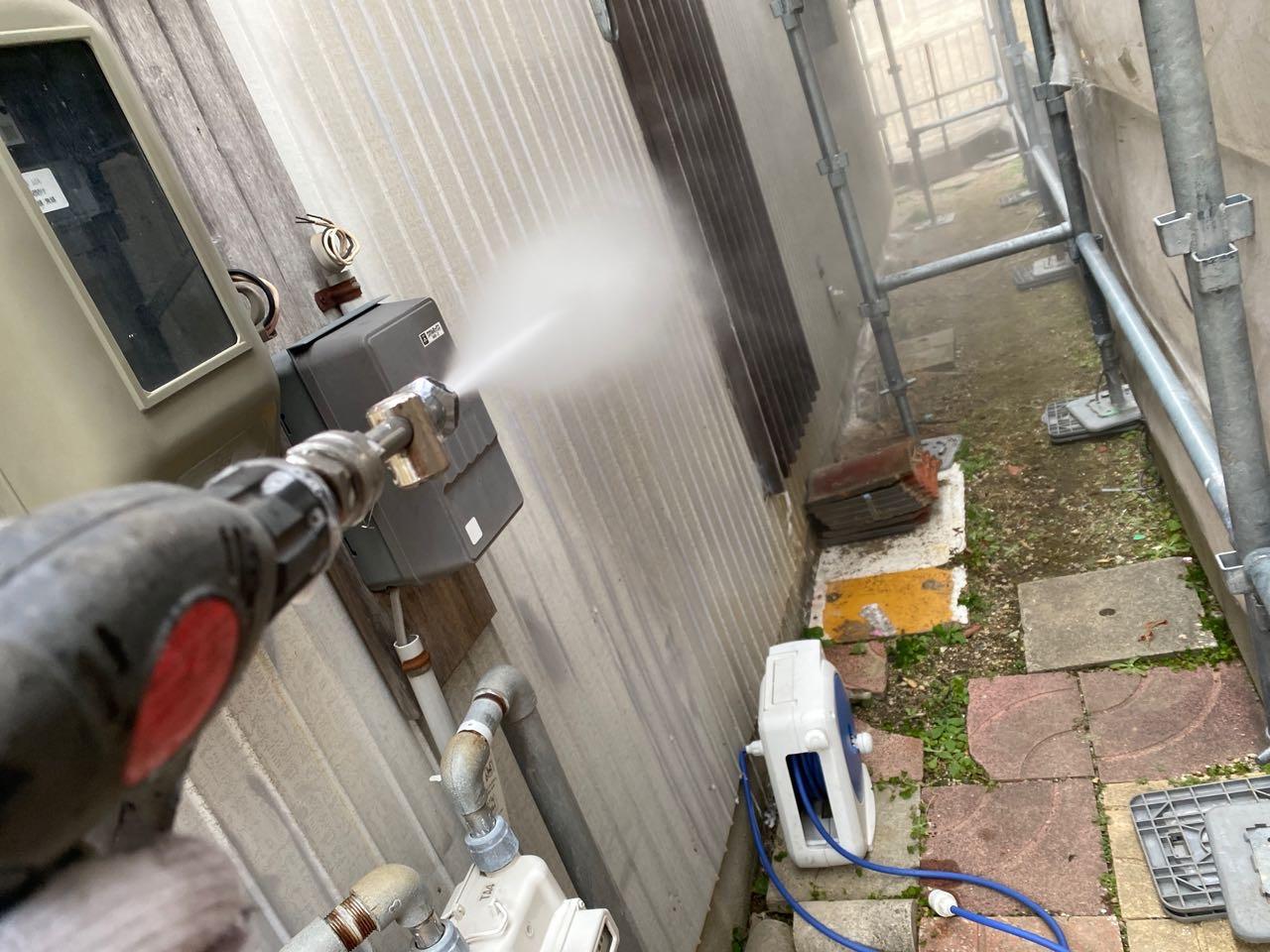 【外壁洗浄】バイオ洗剤塗布