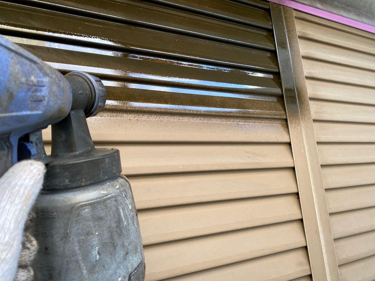 【雨戸塗装】下塗り