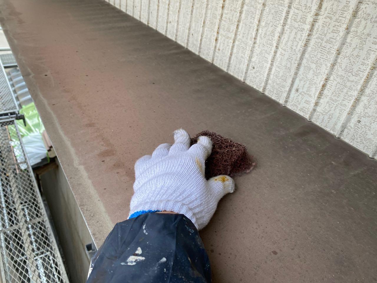 【庇塗装】ケレン作業