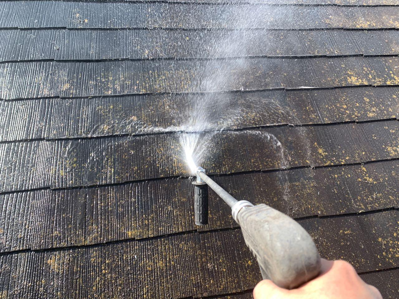 【屋根洗浄】高圧水洗浄
