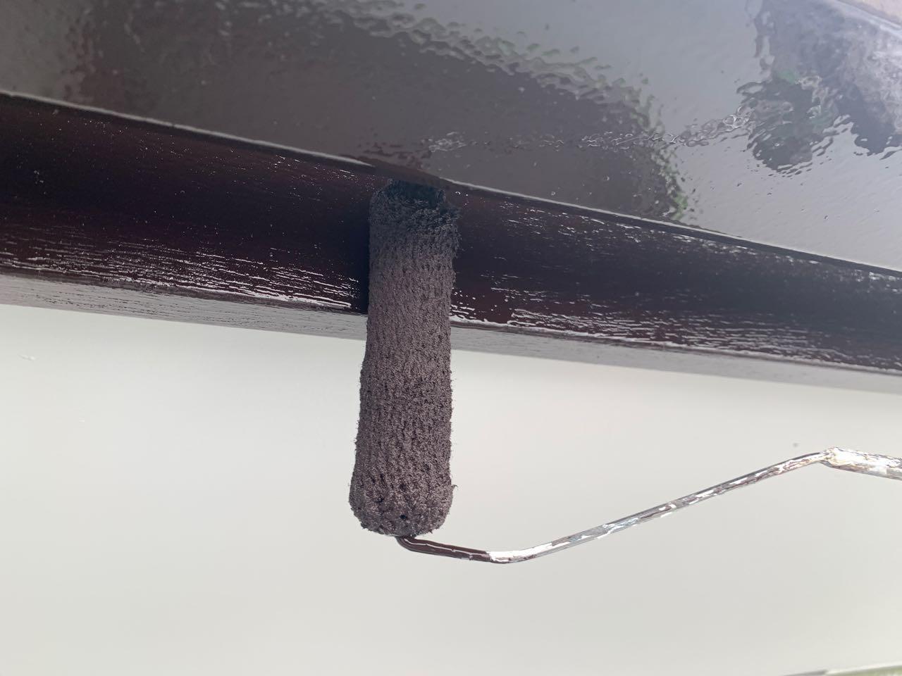 【破風・鼻隠し塗装】上塗り