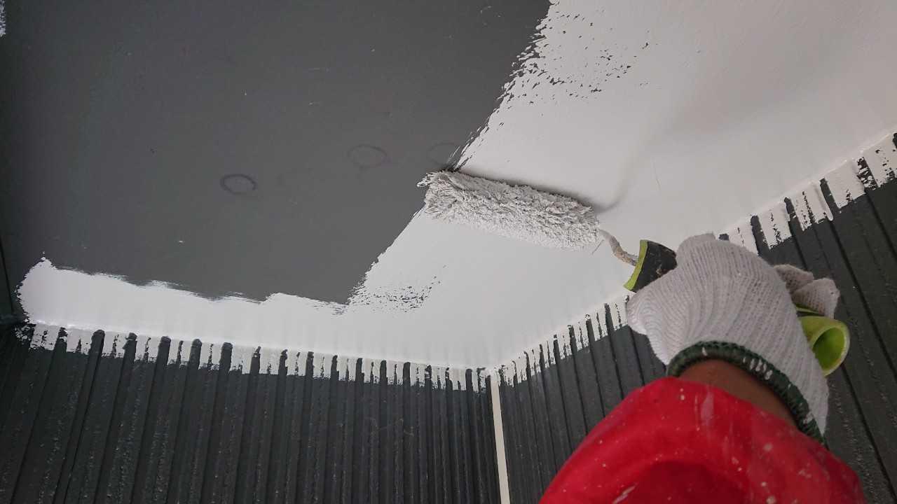 【軒天塗装】下塗り