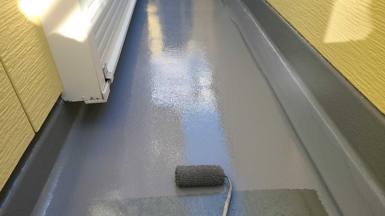 【防水工事】ウレタン防水塗布1回目