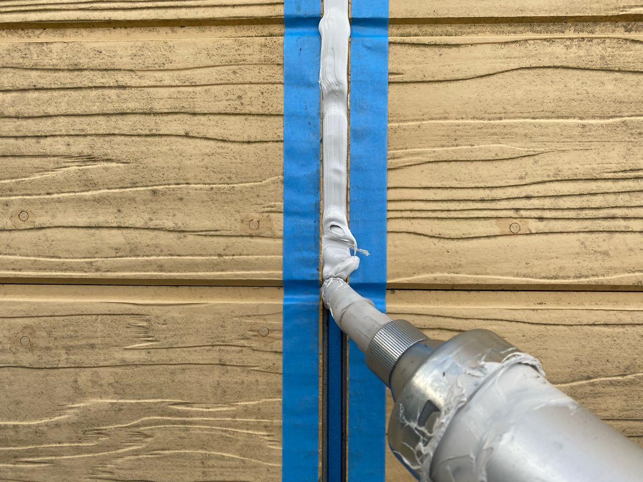 【シーリング工事】コーキング充填