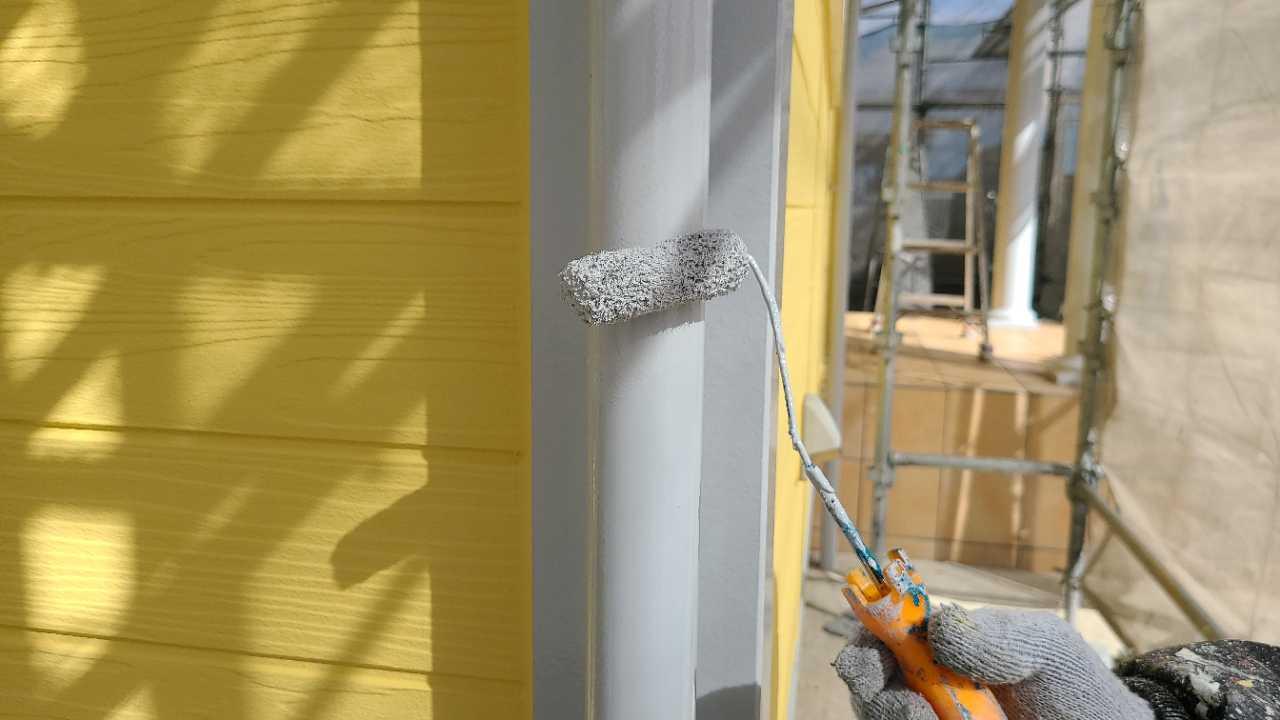 【雨樋塗装】上塗り