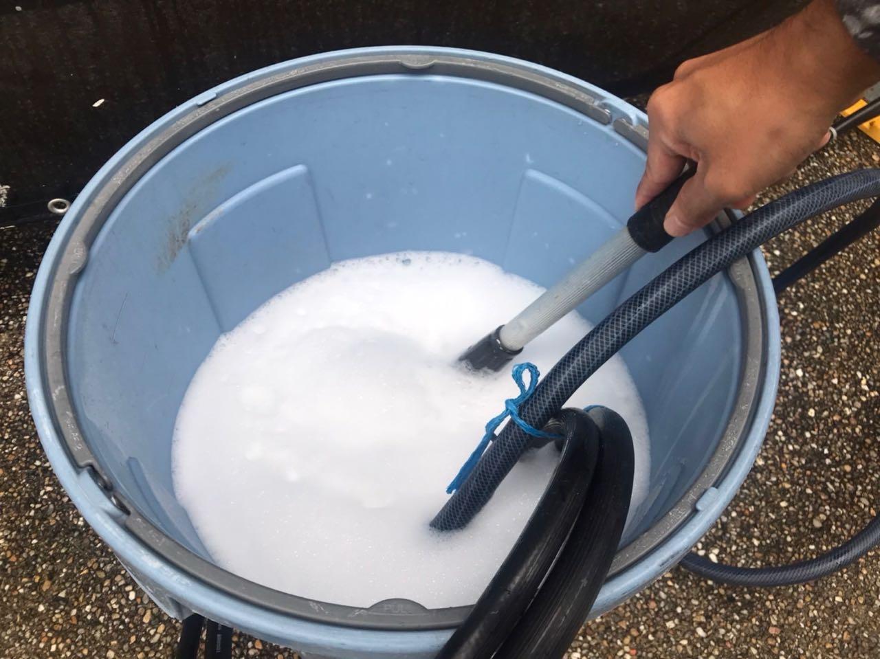 【バイオ洗剤準備】洗浄液攪拌