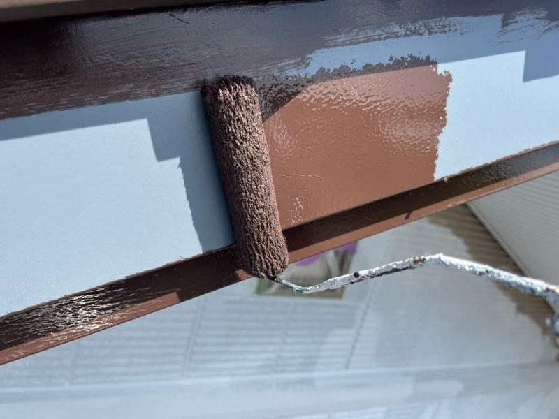 【破風・鼻隠し塗装】上塗り