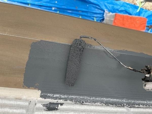 【シャッターボックス塗装】下塗り