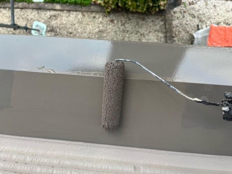 【シャッターボックス塗装】上塗り