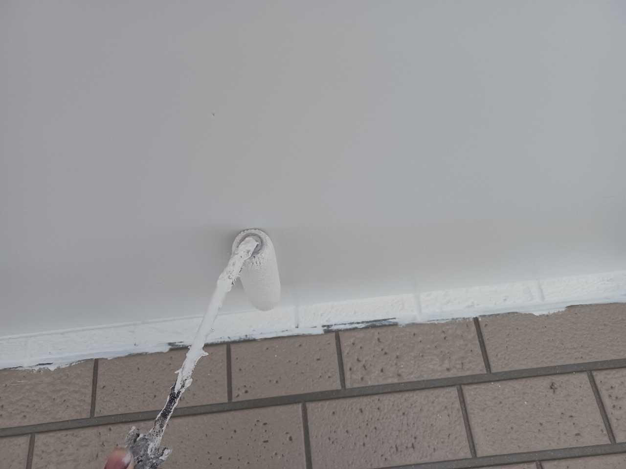 【軒天塗装】上塗り