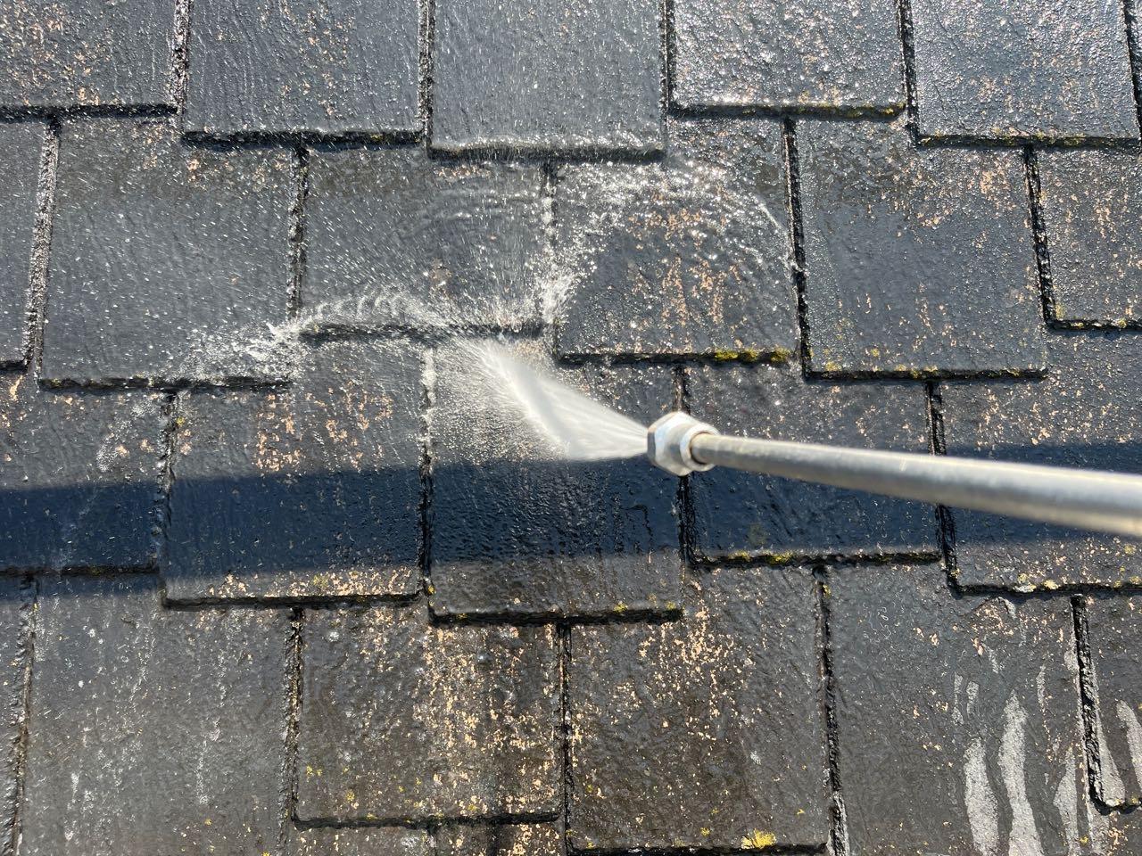 【屋根洗浄】高圧水洗浄
