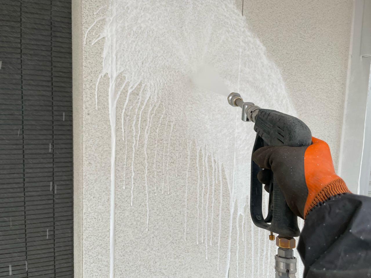 【外壁洗浄】バイオ洗剤塗布