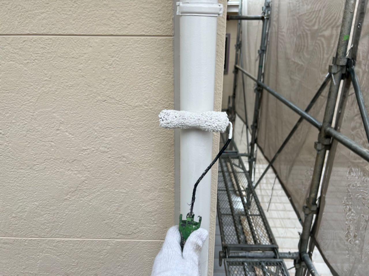 【雨樋塗装】下塗り