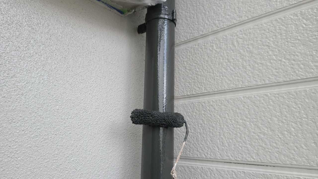 【雨樋塗装】上塗り