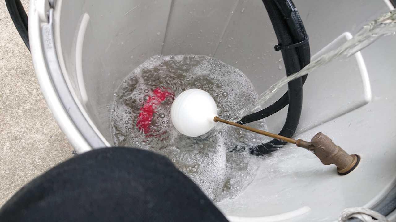 【バイオ洗剤準備】原液混入