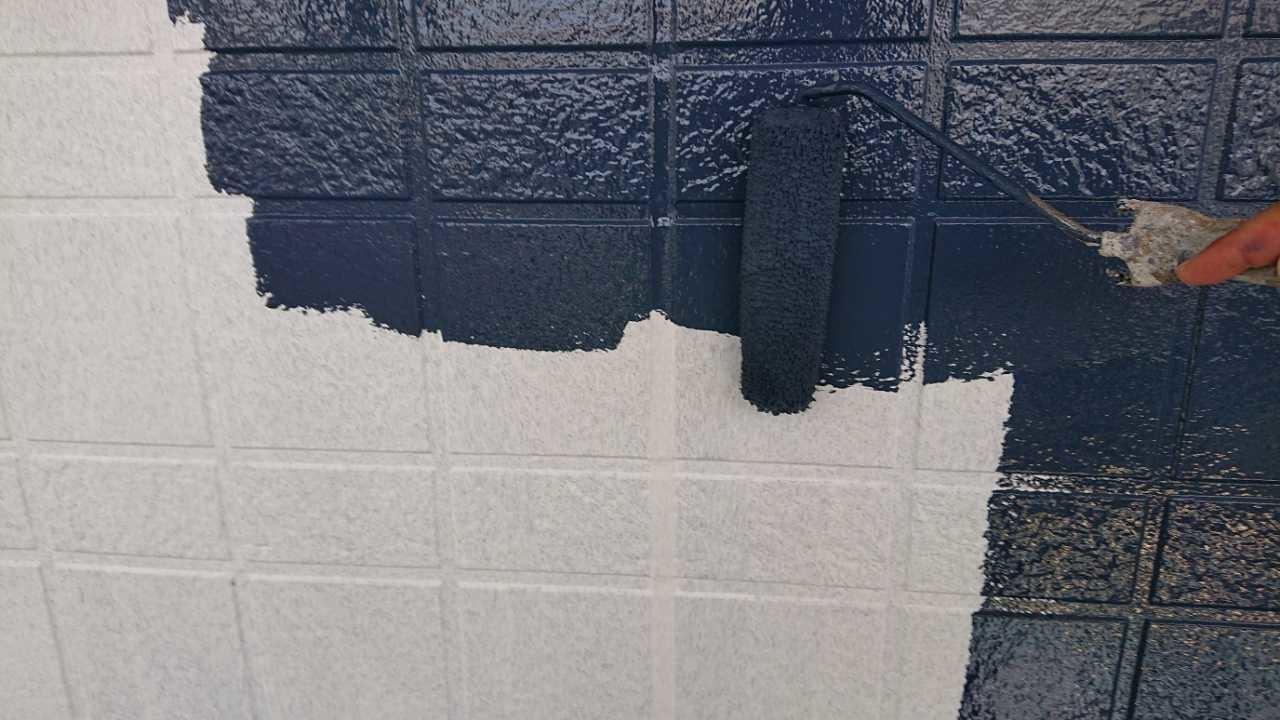 【外壁塗装1】中塗り