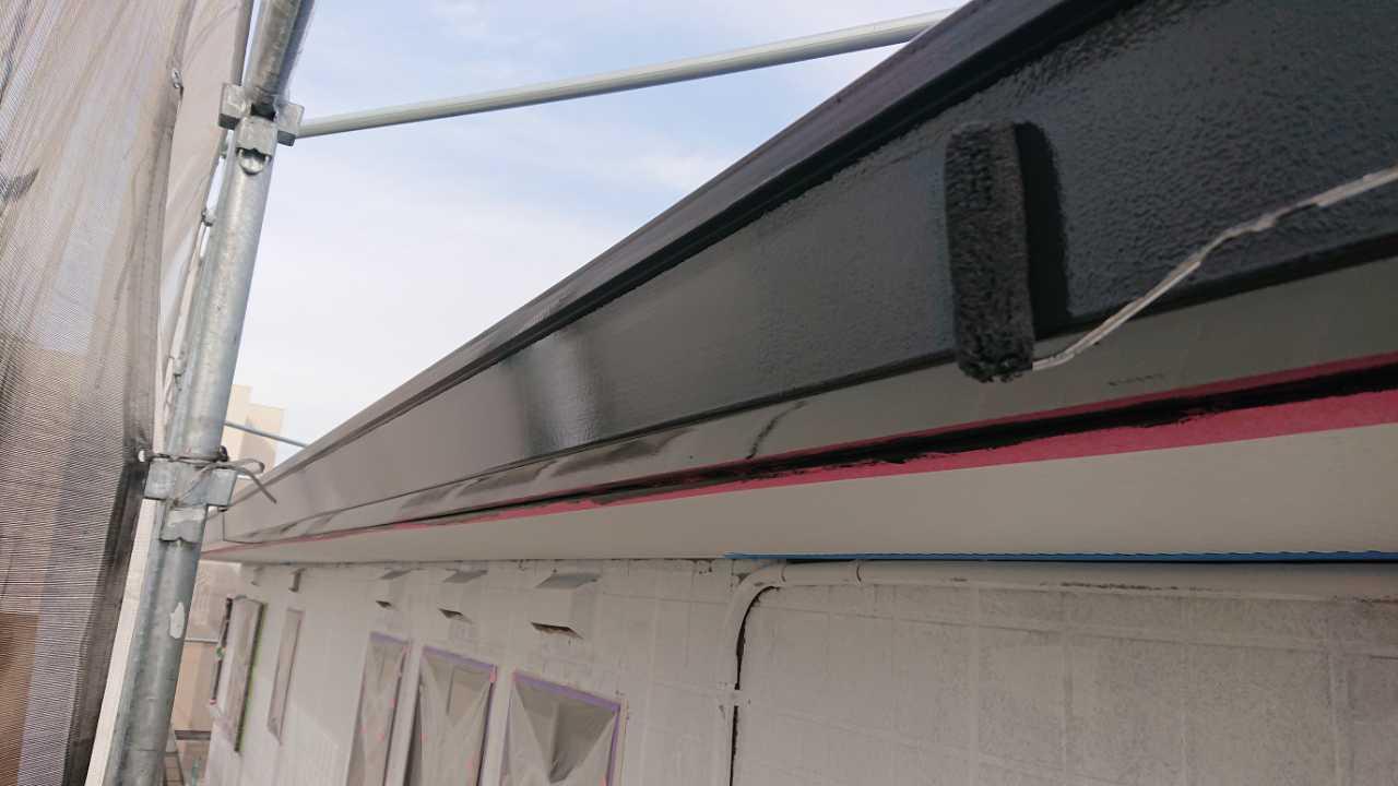 【破風・鼻隠し塗装】上塗り