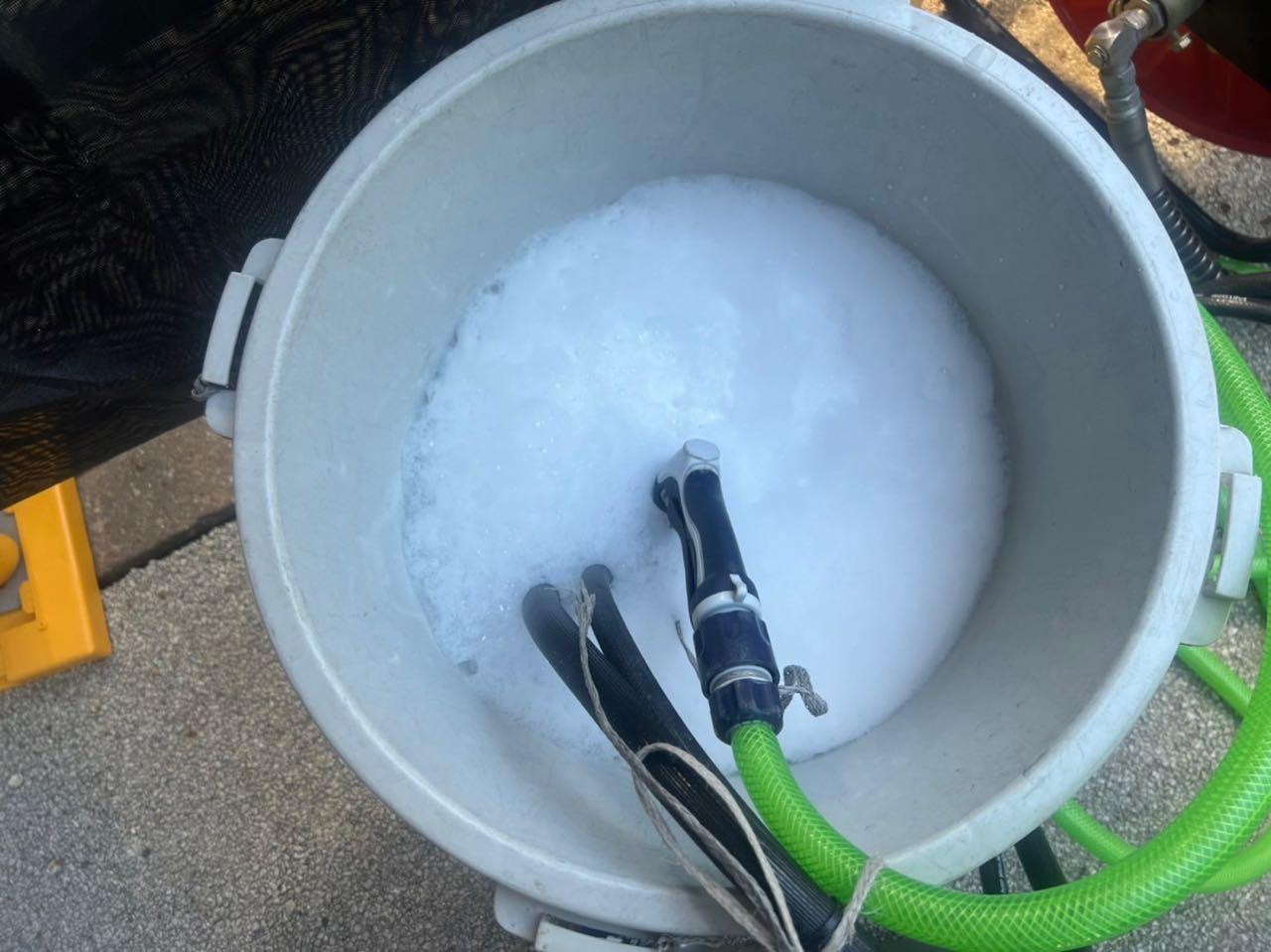 【バイオ洗剤準備】洗浄液攪拌