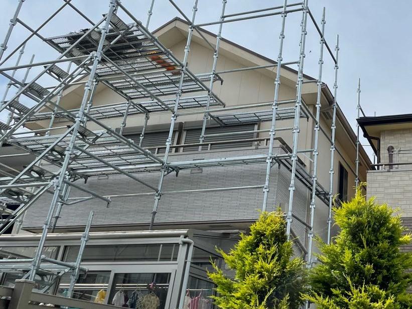 【足場設置工事】設置中