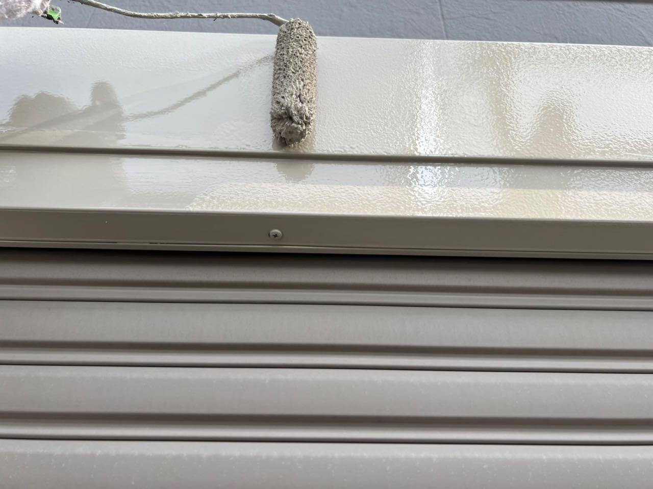 【シャッターボックス塗装】上塗り