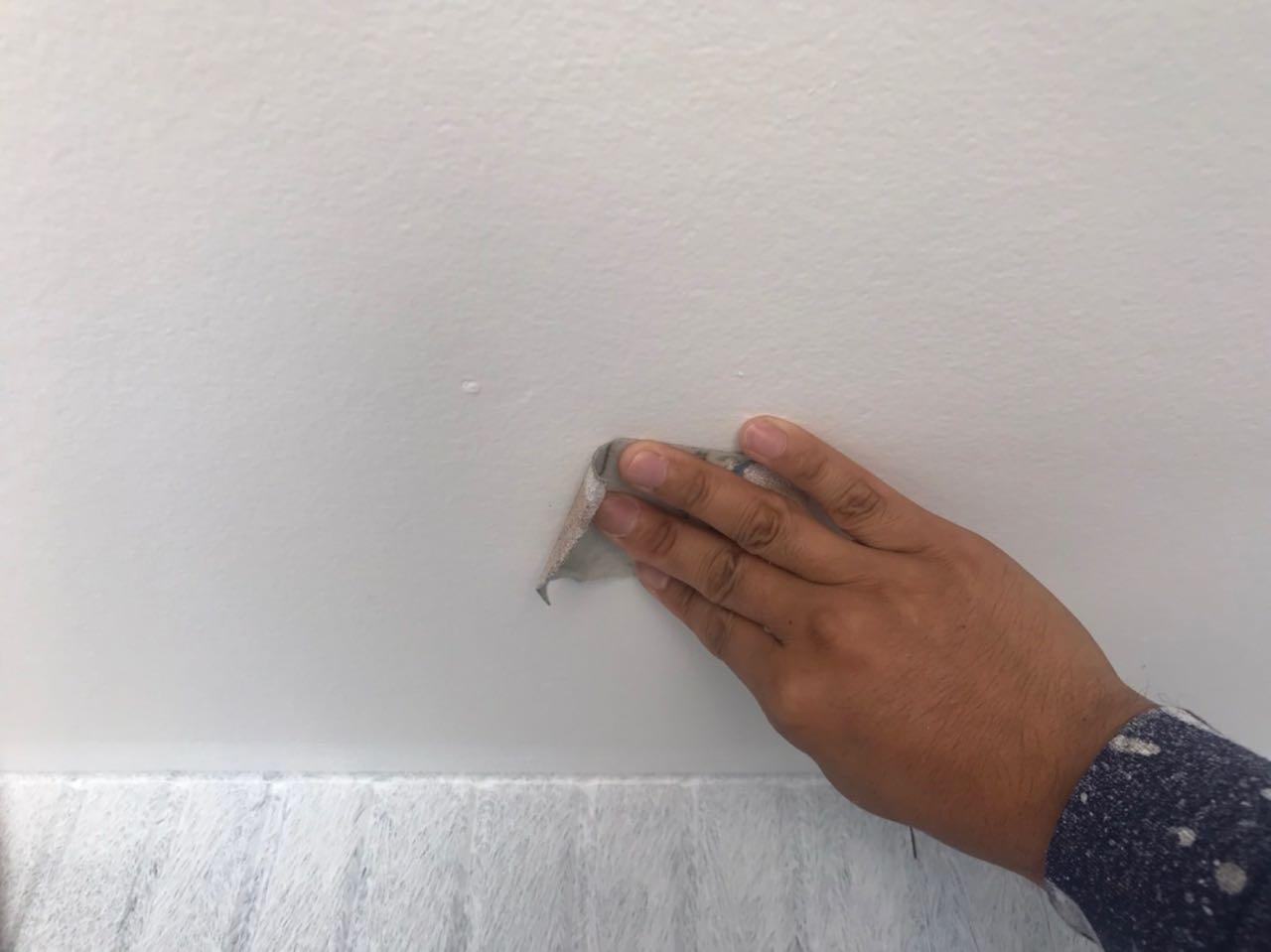 【軒天塗装】ケレン作業