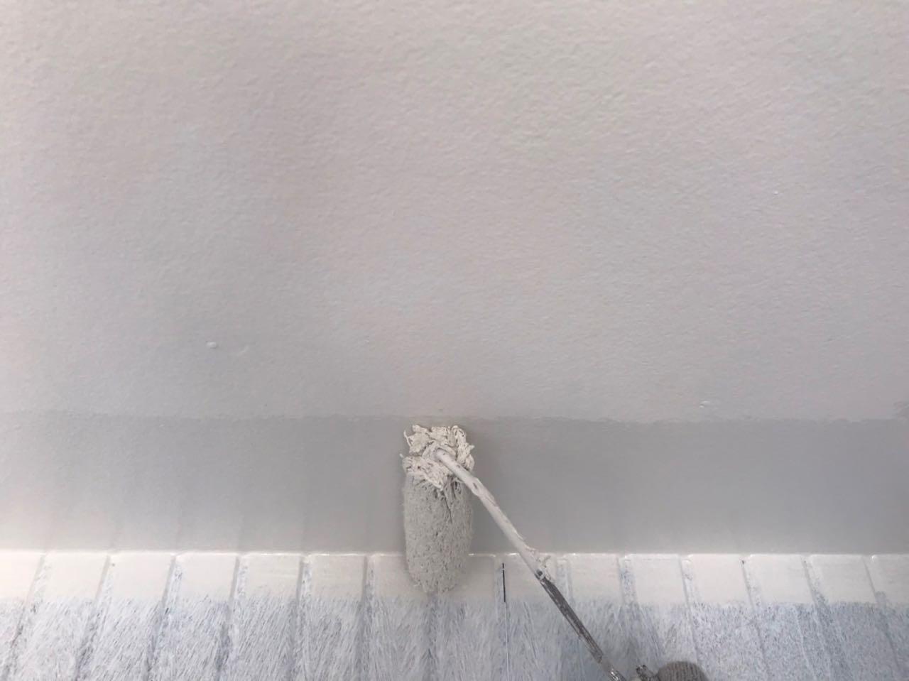 【軒天塗装】下塗り