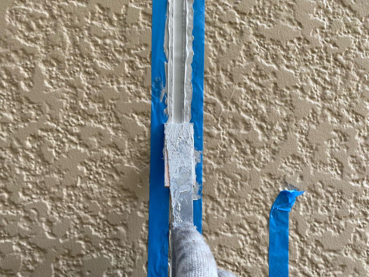 【シーリング工事】ヘラ押さえ