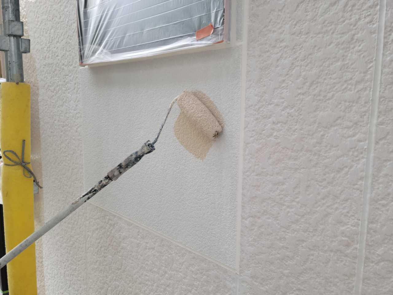 【外壁塗装1】中塗り