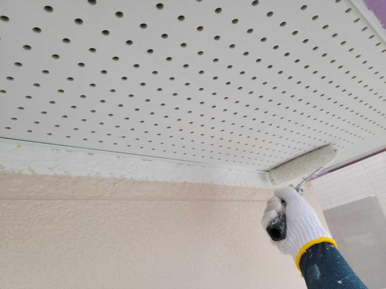 【軒天塗装】下塗り