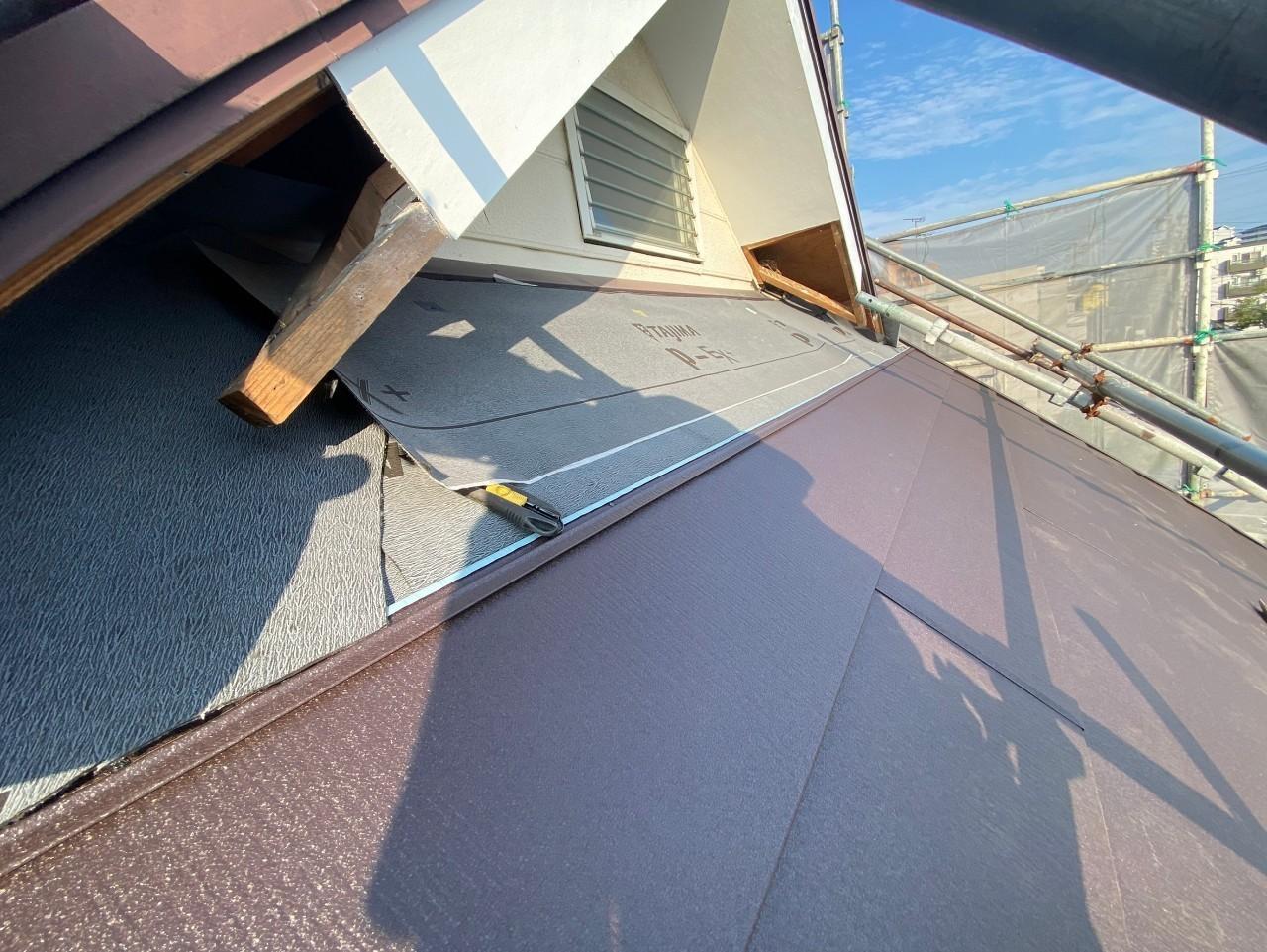 【屋根板金工事】屋根本体施工2