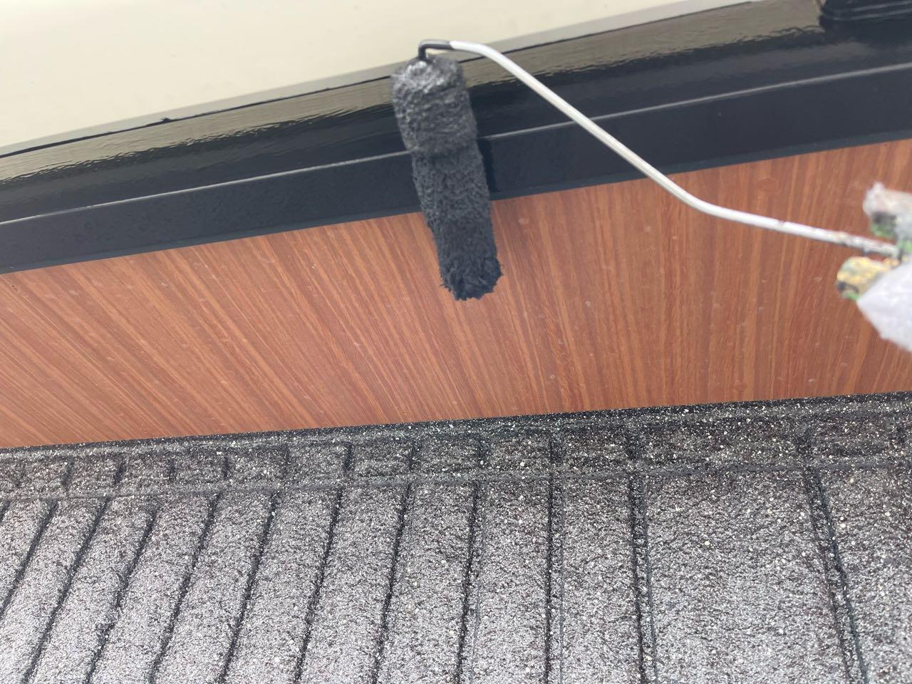 【破風・鼻隠し塗装】上塗り