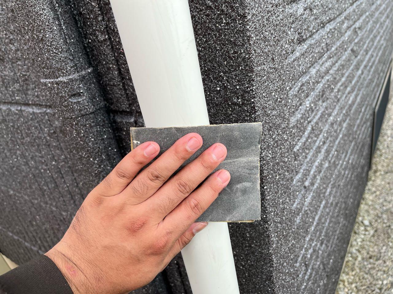 【雨樋塗装】ケレン作業