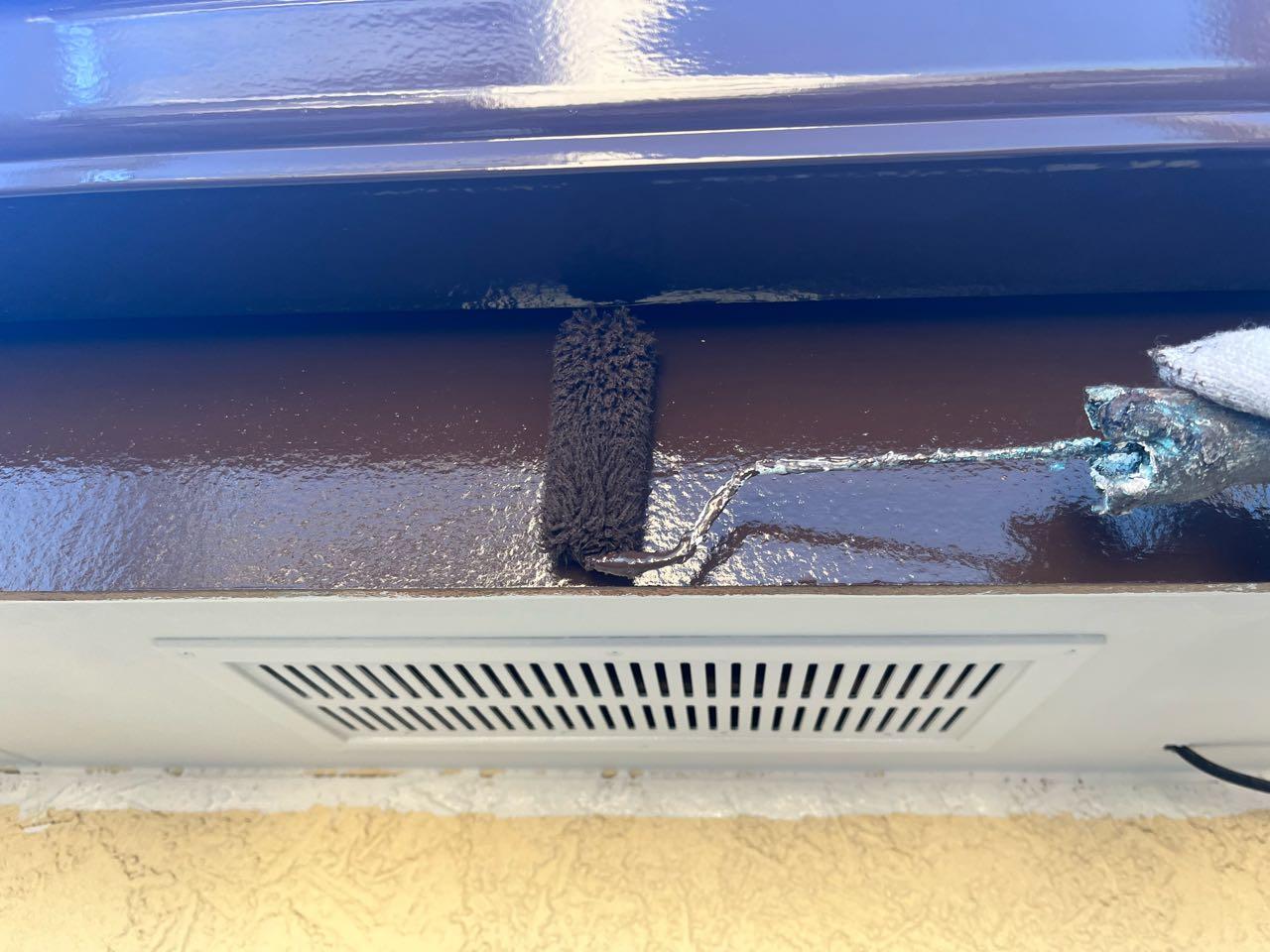 【破風・鼻隠し塗装】上塗り