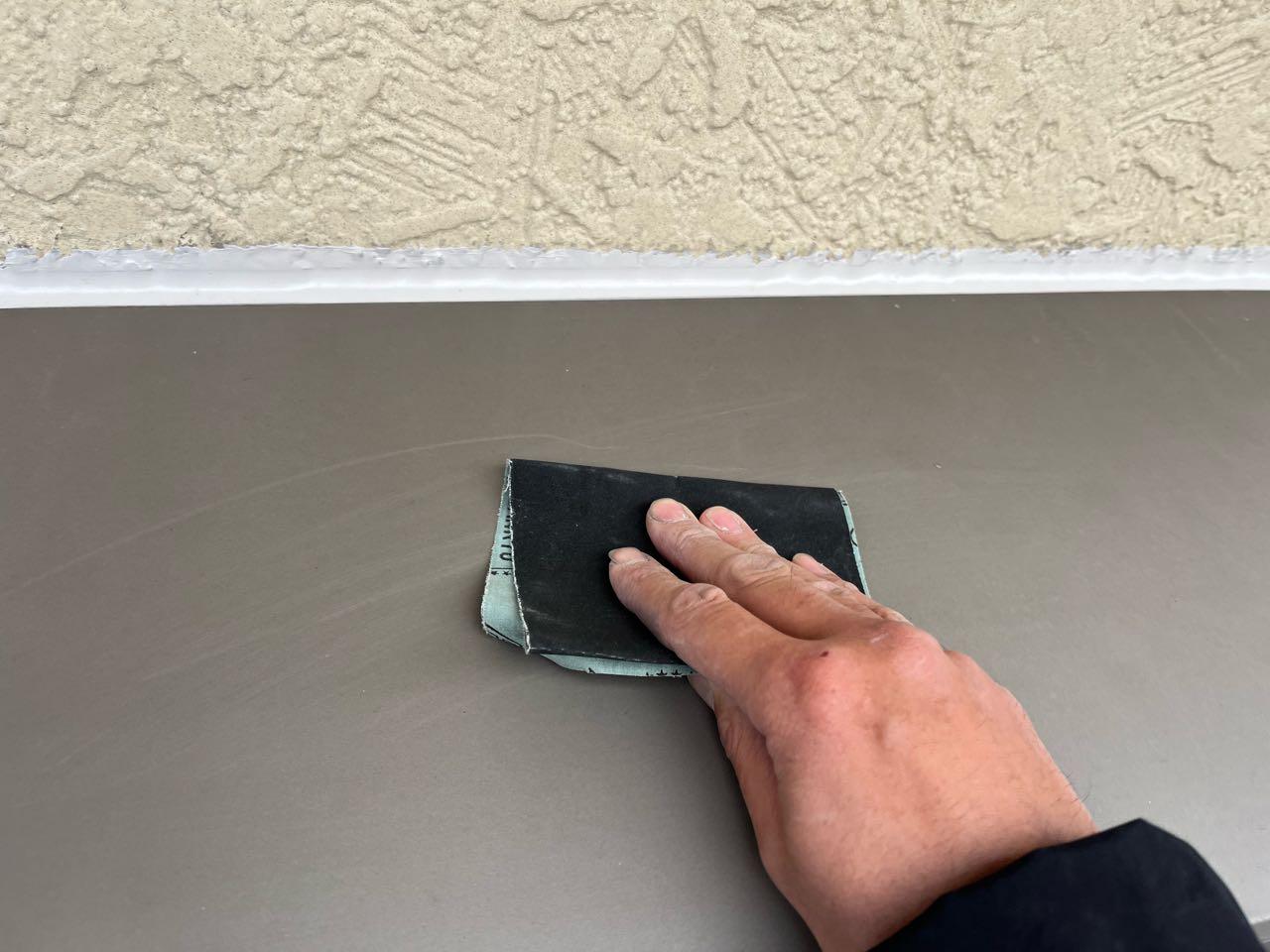 【庇塗装】ケレン作業