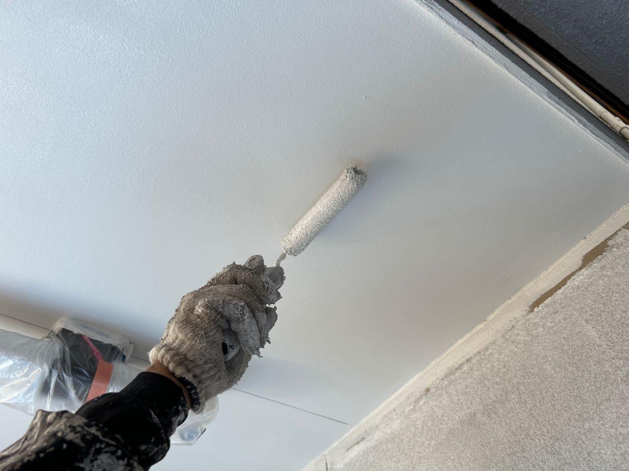 【軒天塗装】下塗り