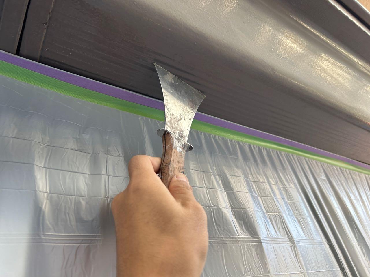 【シャッターボックス塗装】ケレン作業