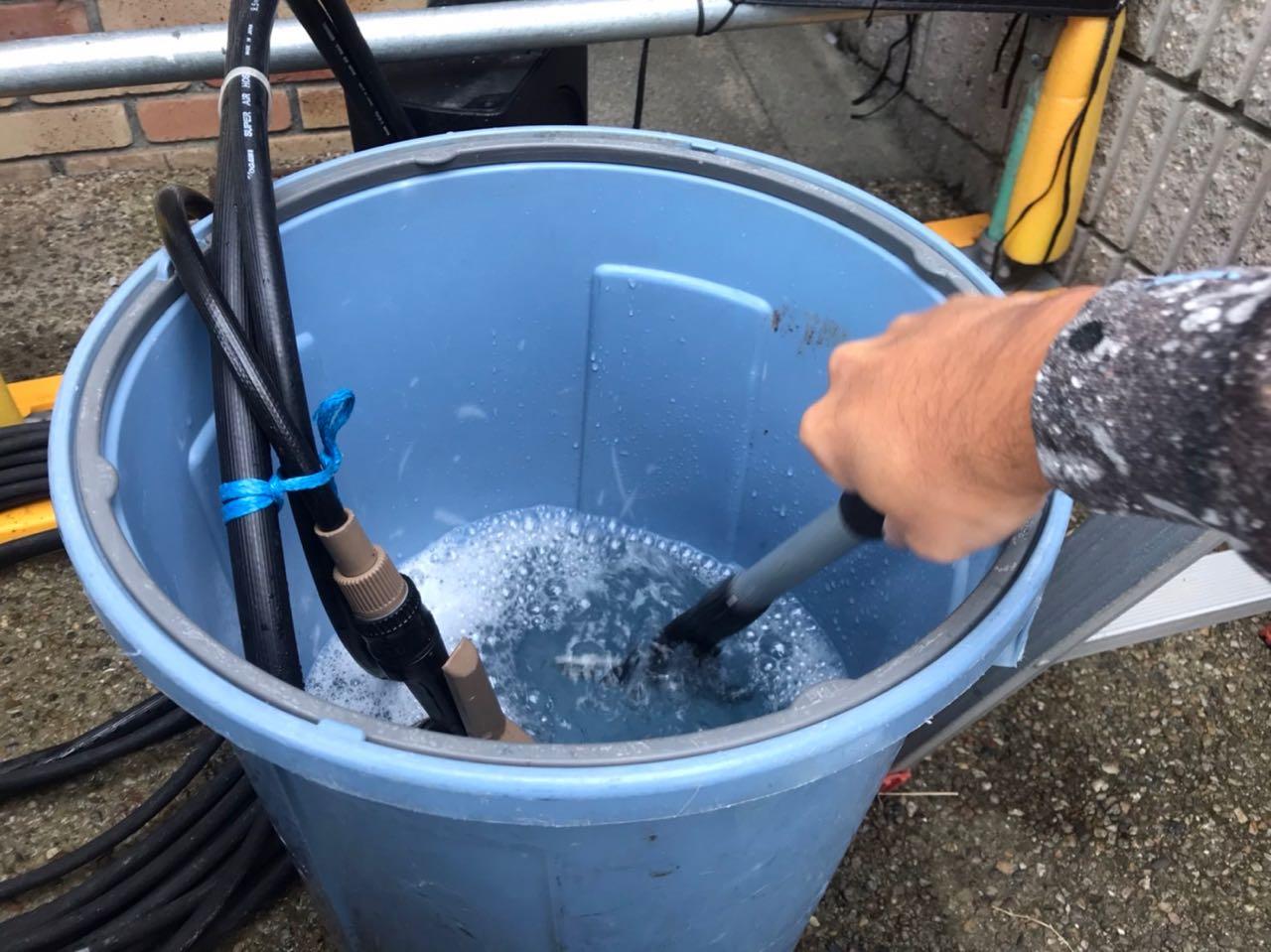 【バイオ洗剤準備】洗浄液攪拌