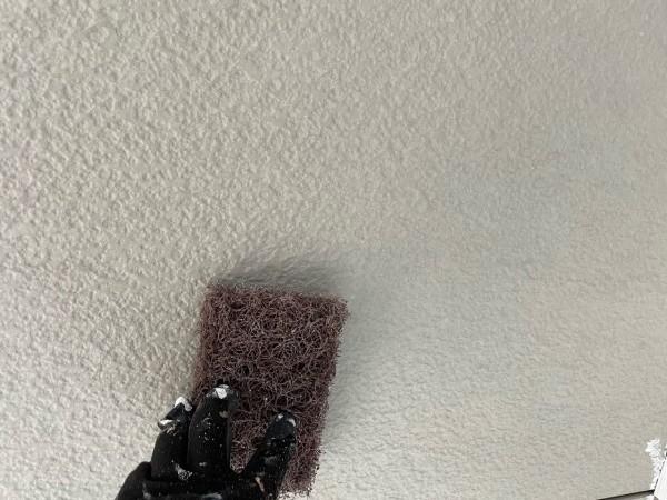 【軒天塗装】ケレン作業