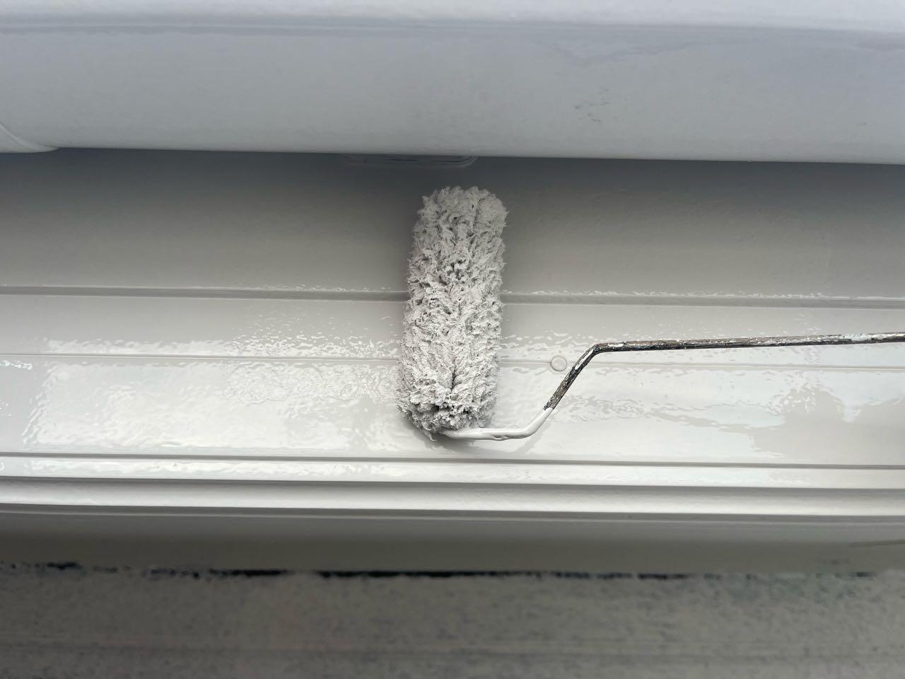 【破風・鼻隠し塗装】上塗り