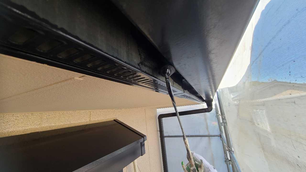 【破風・鼻隠し塗装】下塗り